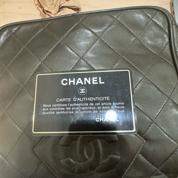 Vintage Chanel shoulder bag. - Picture 10 of 13